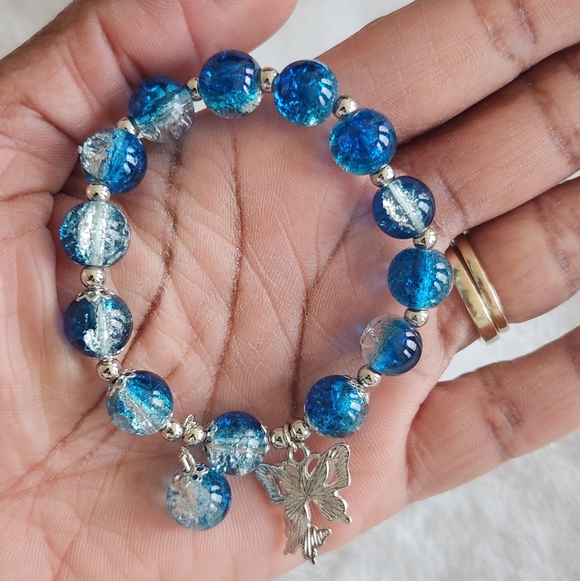 Blue Beaded Butterfly Elastic Charm Bracelet - Picture 7 of 9